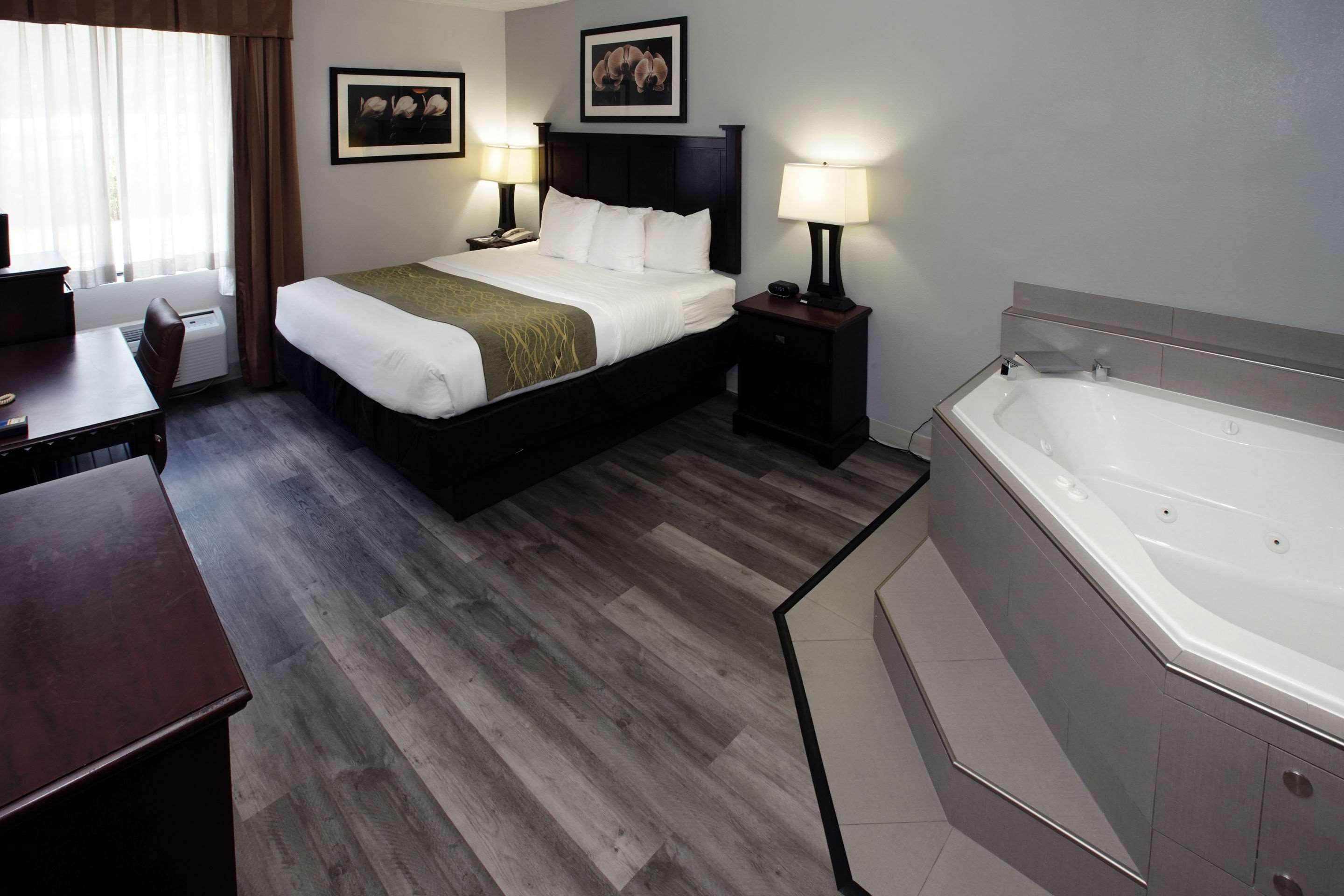 Western & Hotel Paramus